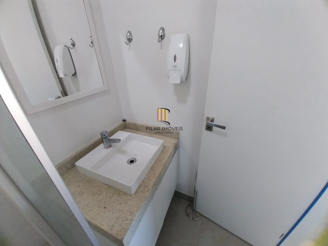 STUDIO CB cidade baixa - MOBILIADO - Baixa preço atrativo