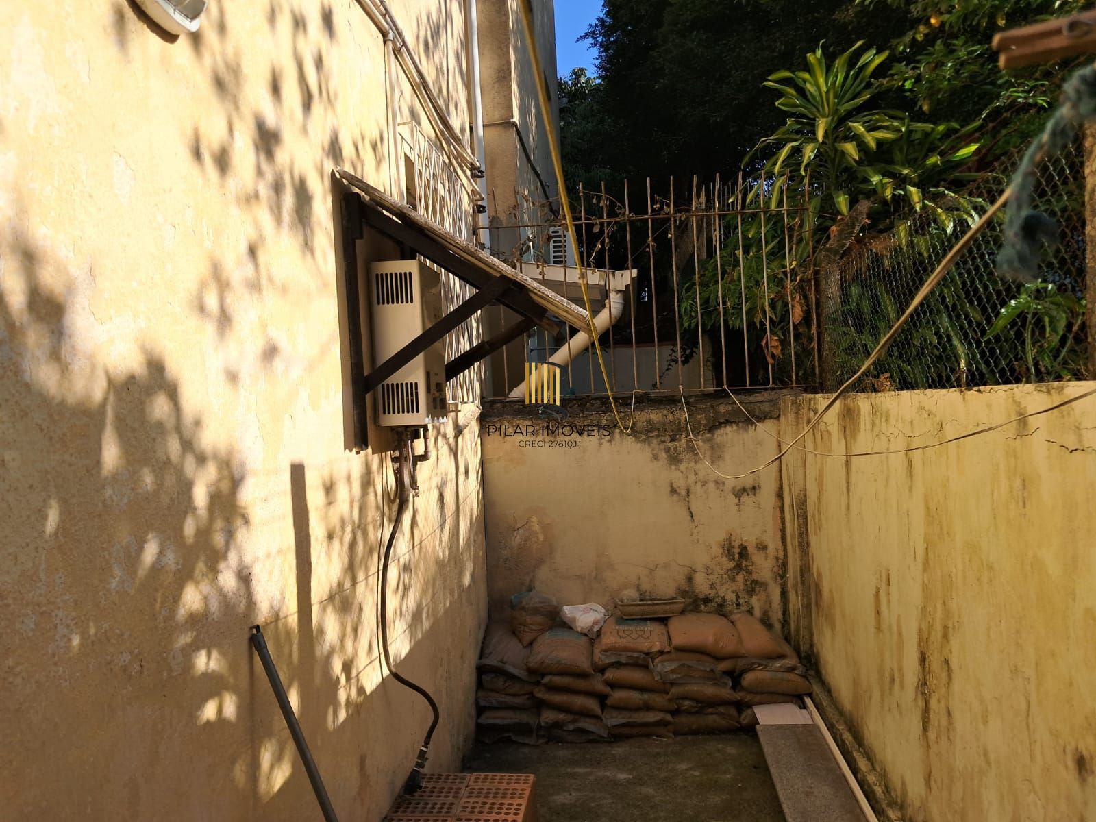 2D Térreo com dependência externa e pátio.  67,45m² Auxiliadora - Preço convidativo!