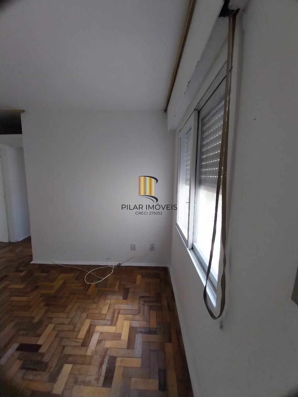 Apto 1D desocupado com BOX no Humaitá P. Alegre, Preço Atrativo