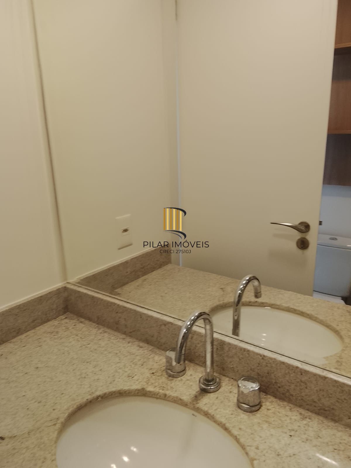 STUDIO ANDAR ALTO C BAIXA EM FRENTE A REDENÇÃO Porto Alegre