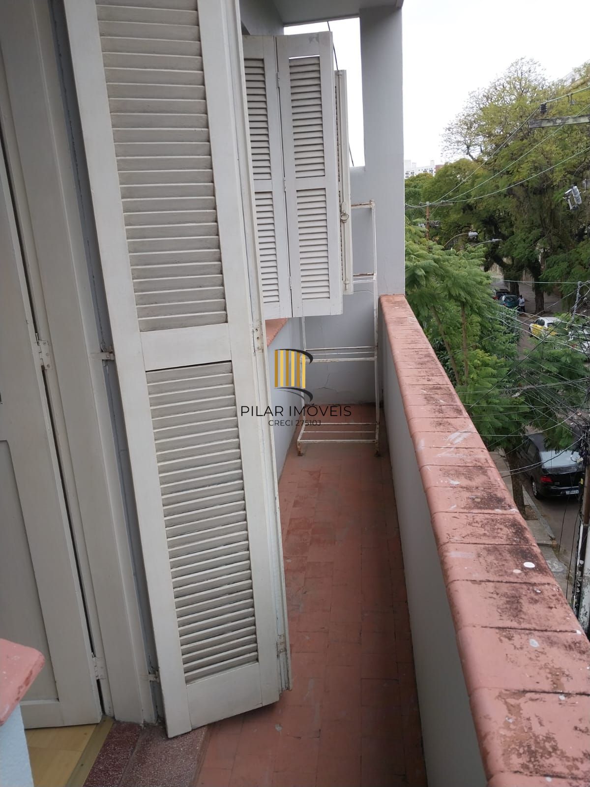 Oportunidade, excelente apartamento 3D, sacada, 2vc, Azenha/Cidade Baixa - P. Alegre