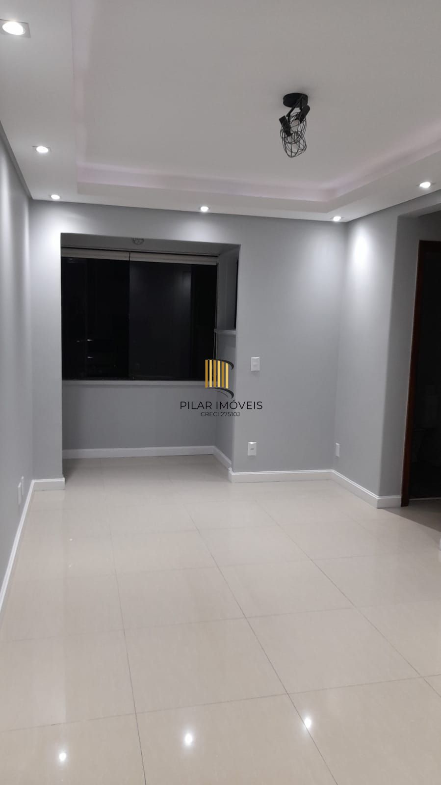 Apto 2D, com vaga, recém reformado, lindo, ocupado, Melhor preço do Sarandi, Porto Alegre! - Pilar Imóveis