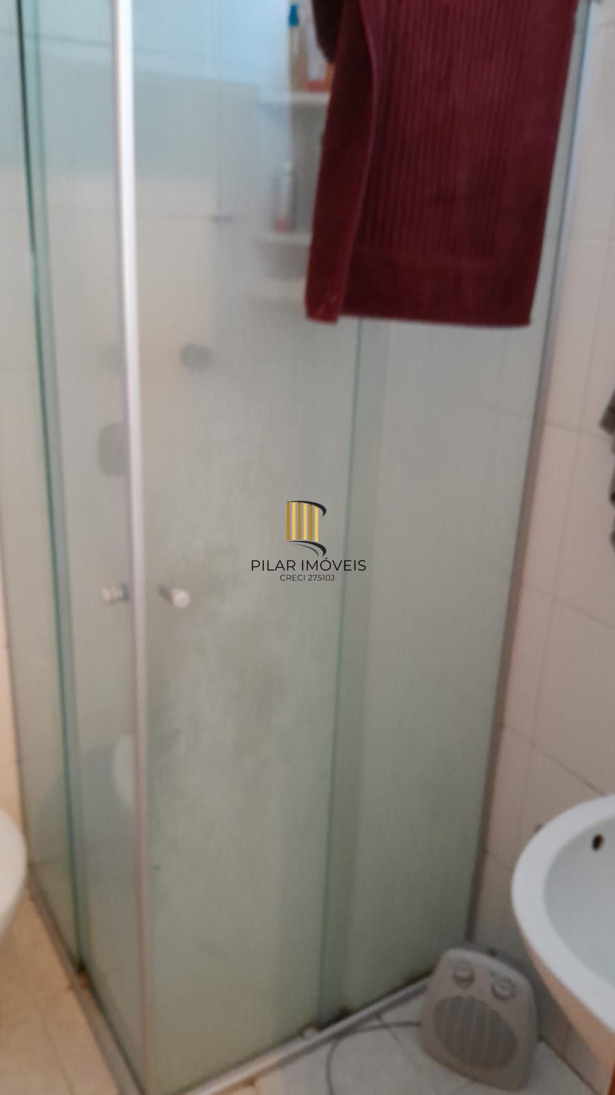 1 dormitório,suiíte,com sacada churrasqueira na Cidade Baixa