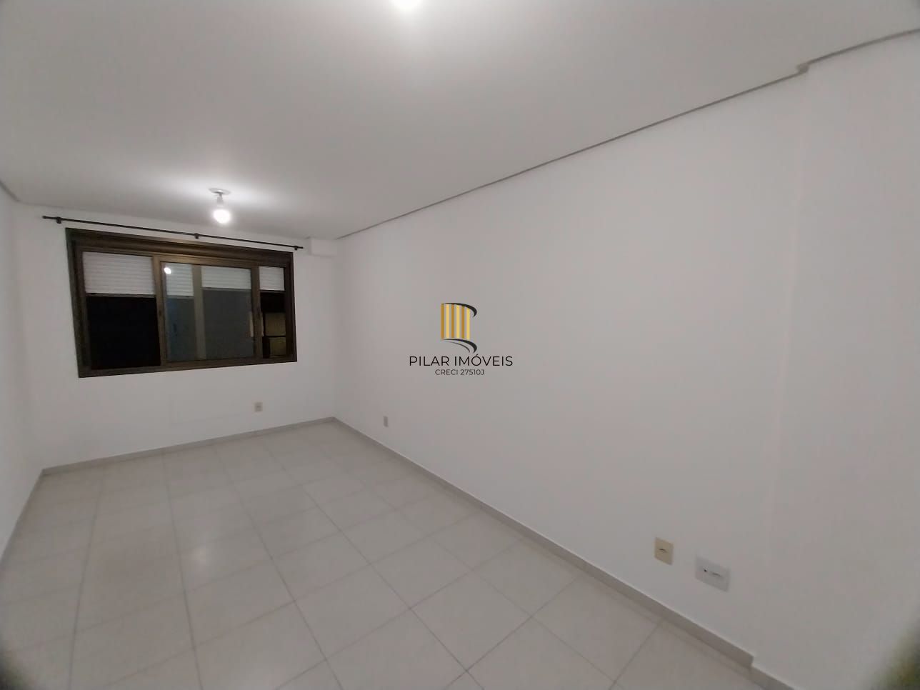 Oportunidade, Kitnet, Locada e Repaginada - Centro Histórico - Preço Atrativo
