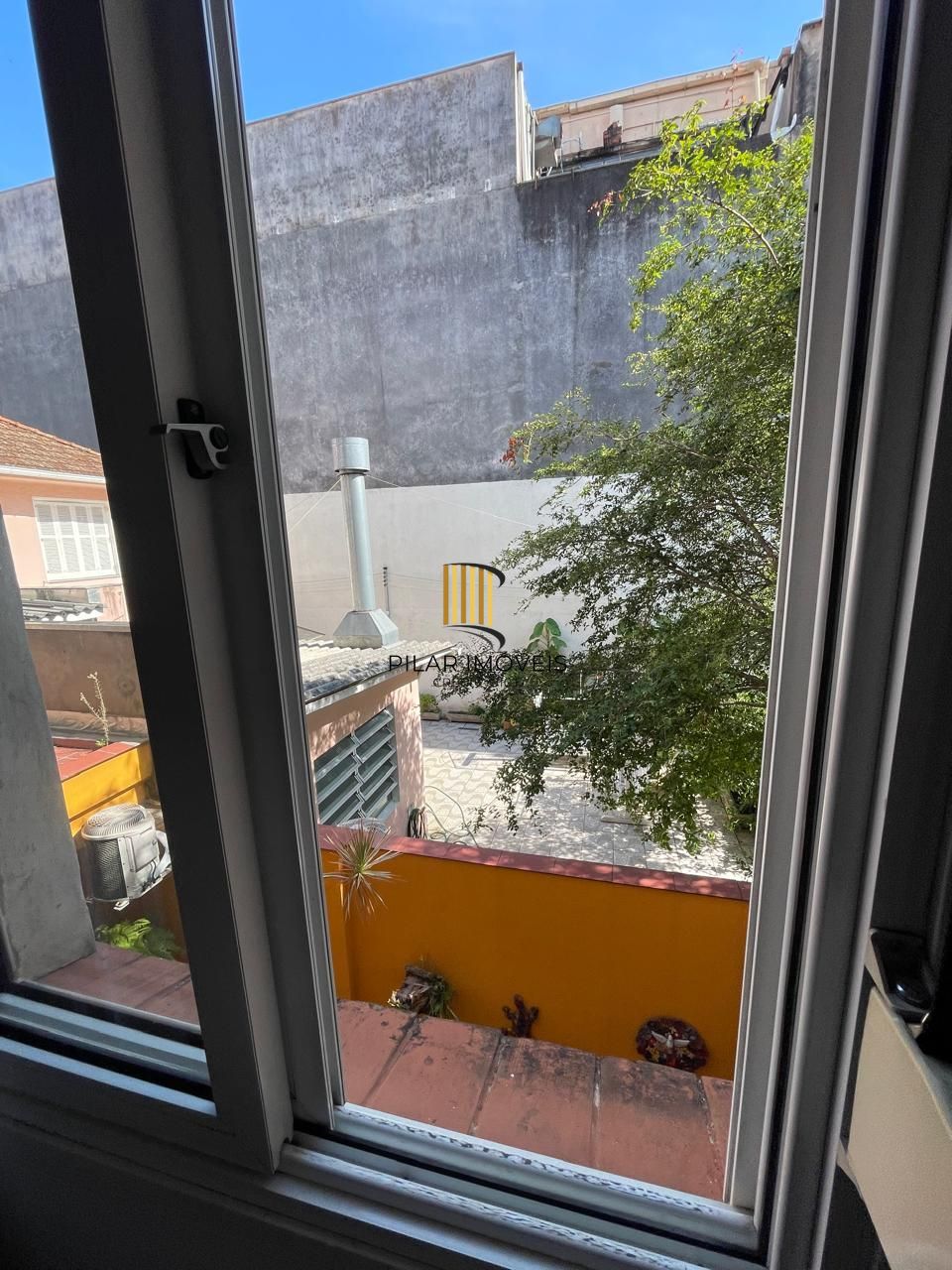 Apartamento 3 dormitórios no bairro Azenha