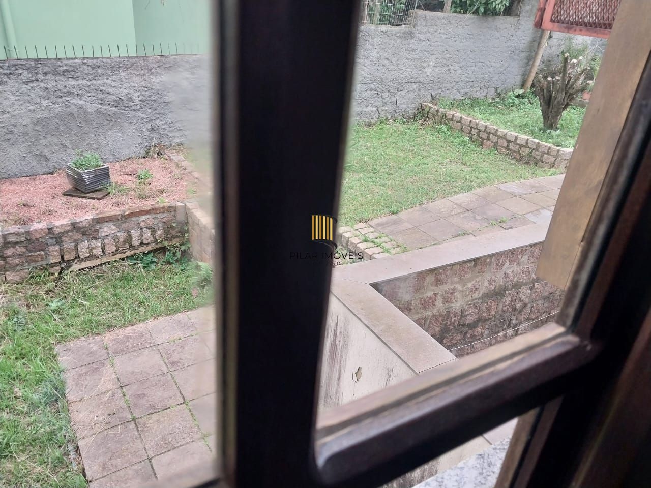 Casa ampla 5 D E 4 Banheiros, 2 vagas - Sta Tereza - Porto Alegre