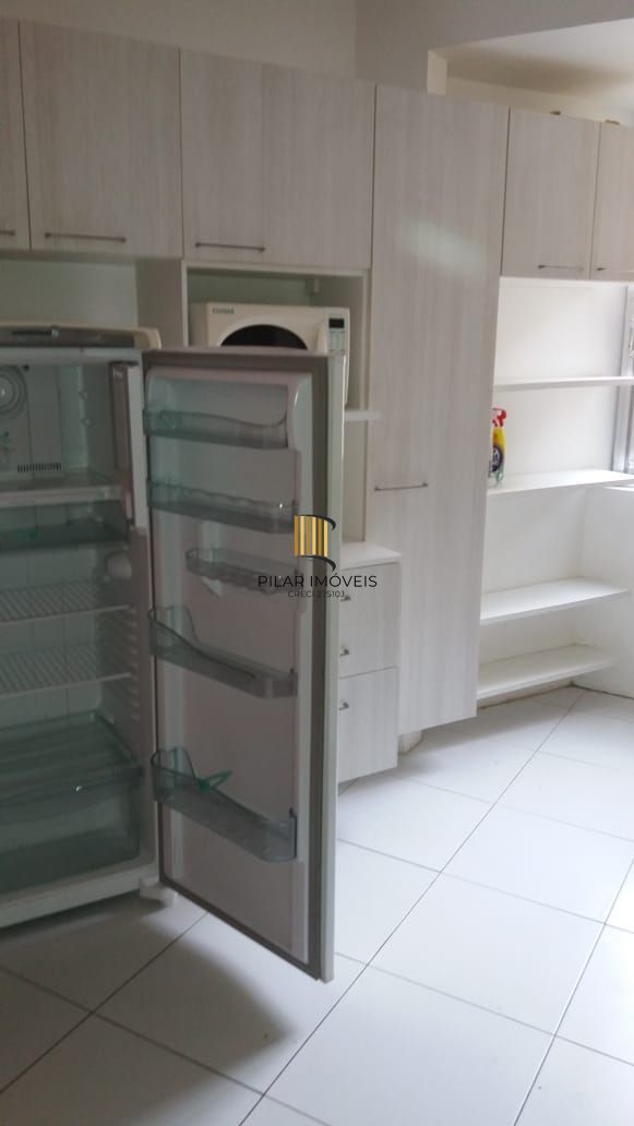 Excelente apto 1D, demais peças - Mont'Serrat - Porto Alegre Preço atrativo