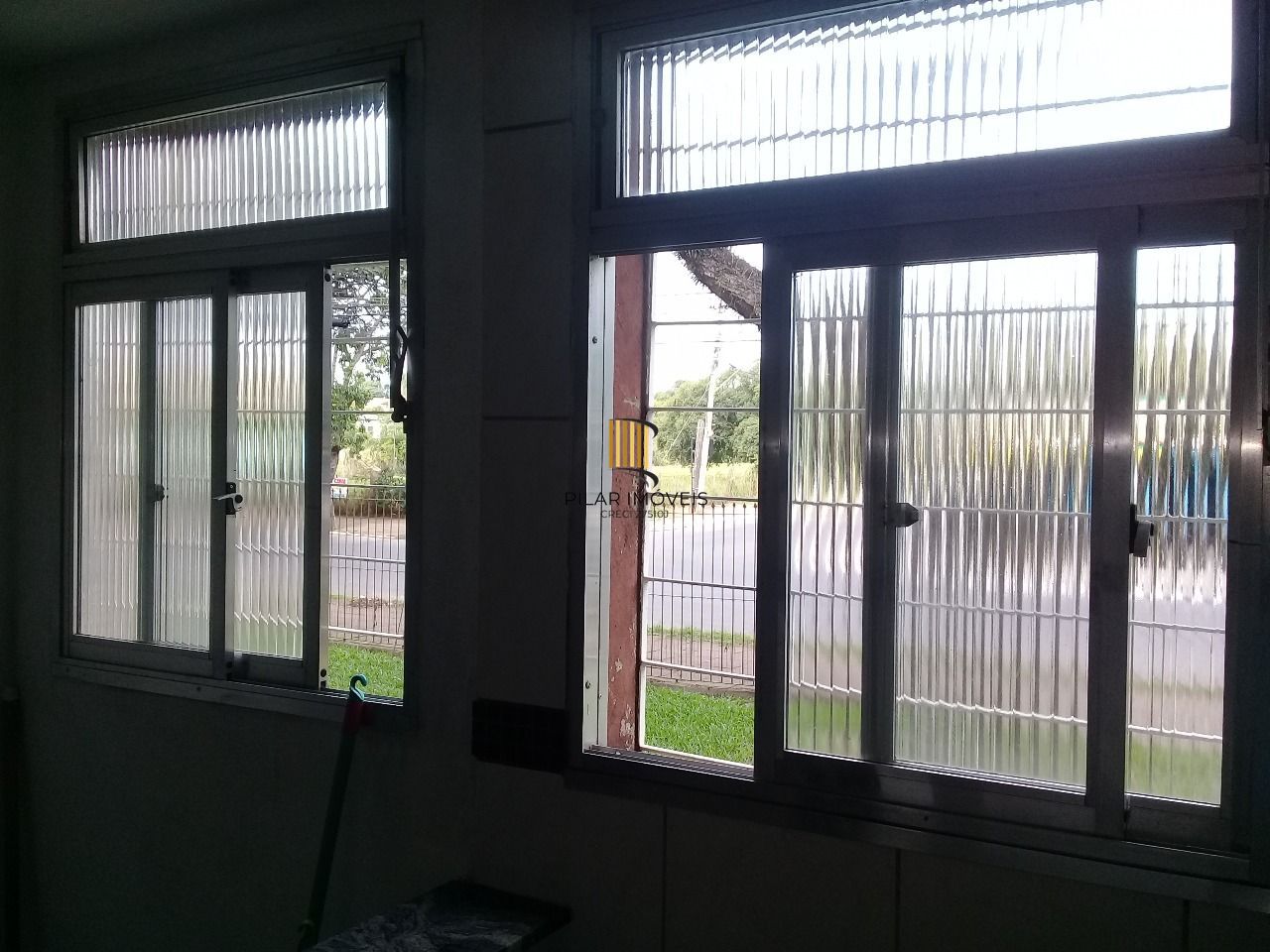 Apartamento 2 dormitórios no bairro Camaquã