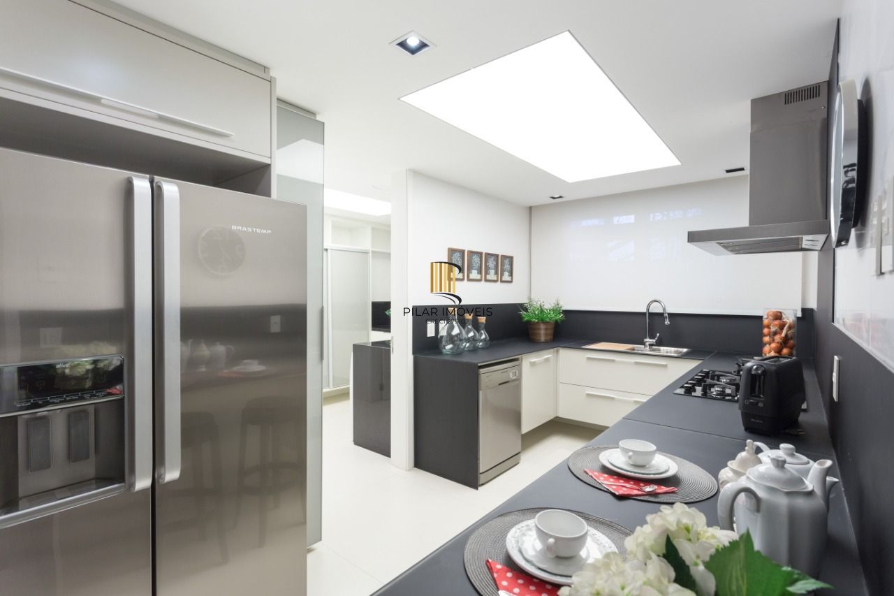 Apartamento para Venda - 307.61m², 3 dormitórios, sendo 3 suites, 4 vagas - Jardim Europa