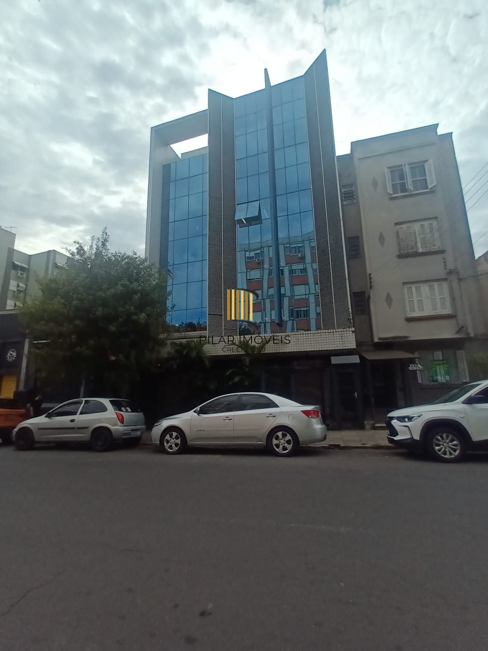 Sala comercial na Cidade Baixa, Porto Alegre, Preço baixo!