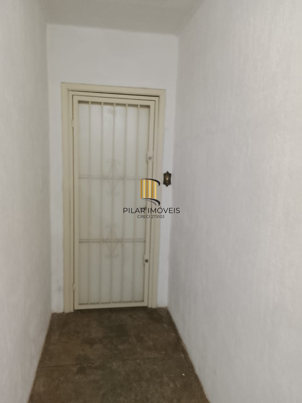 Excelente apto 2 dormitório recém reformado, vaga coberta e fechada - Vila Ipiranga