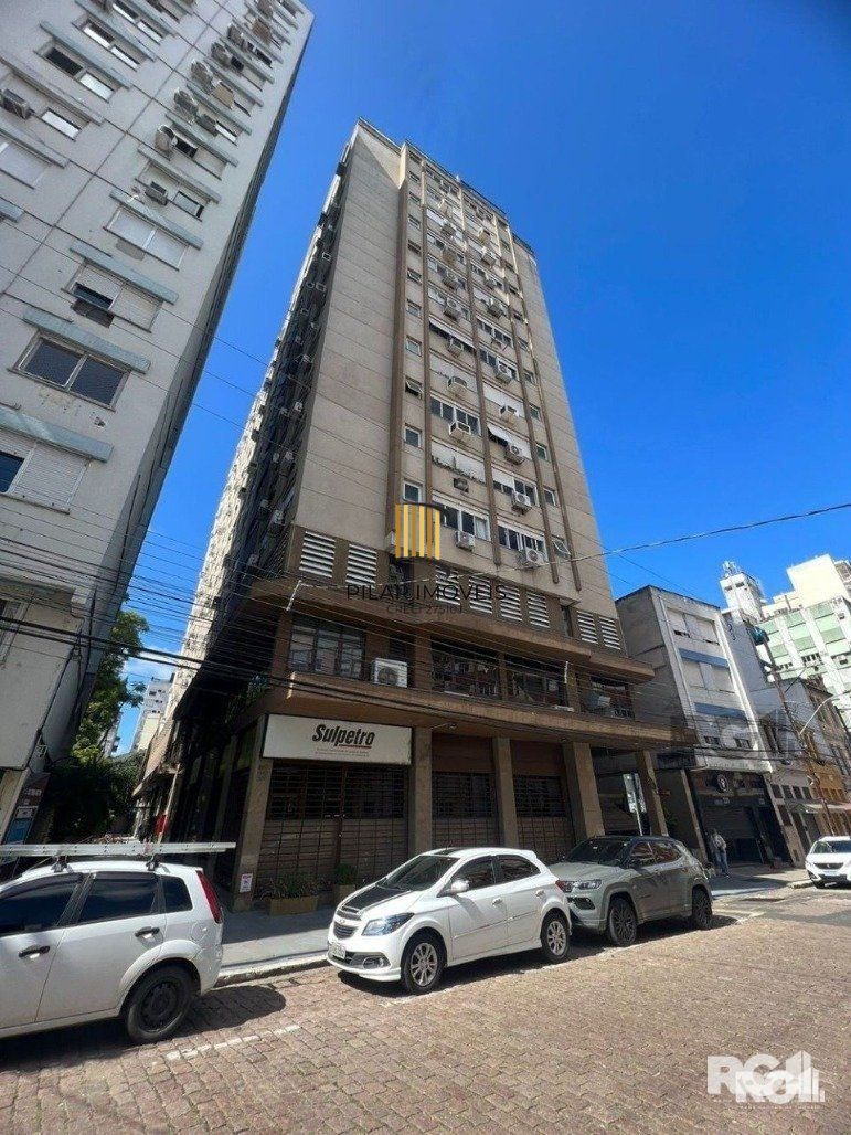 Apartamento 1 dormitório,andar alto,na Coronel Genuíno,com box
