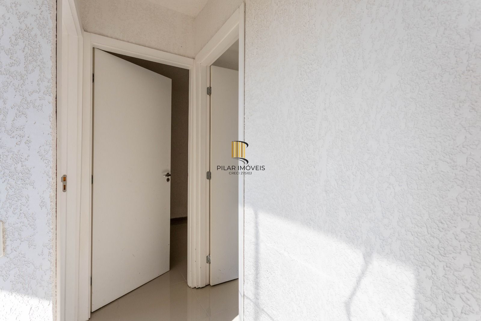 Excelente apartamento 2D, com vaga, Sarandi, preço convidativo!