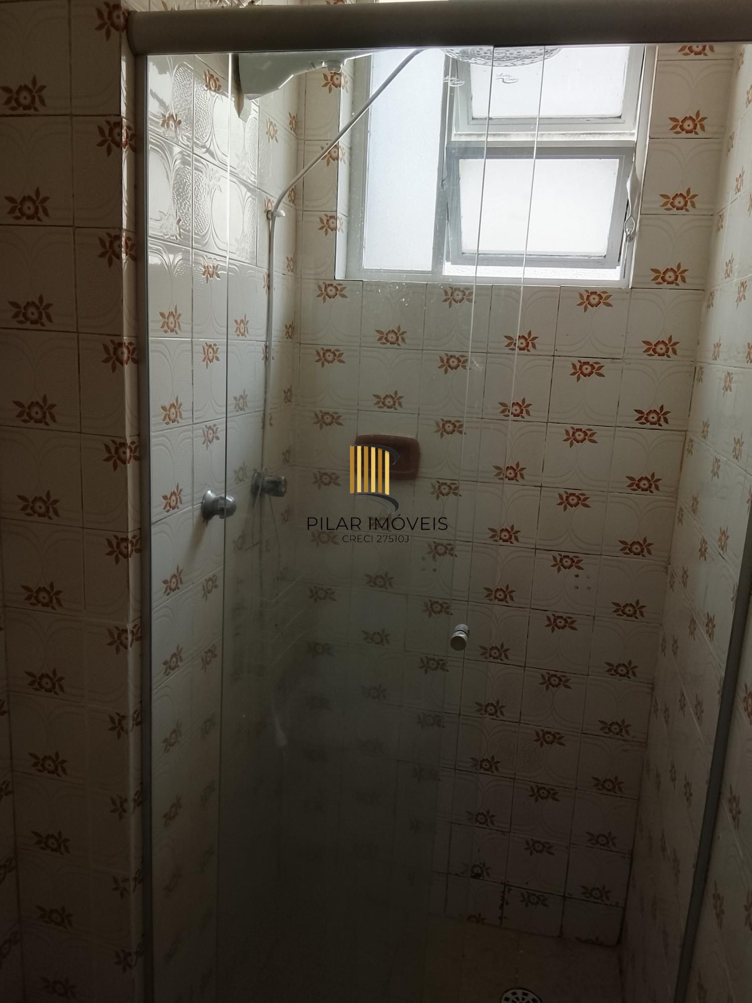 Excelente apto Lateral. 1D, sala, coz, área de serv. banh. Preço Atrativo!