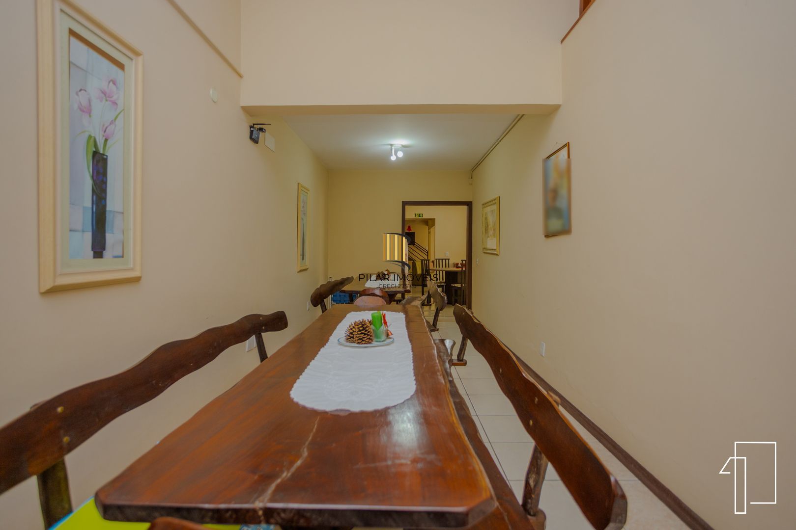 Oportunidade sobrado 2/3 pisos com 21D e 19 suítes - Jdm Botânico - P. Alegre.