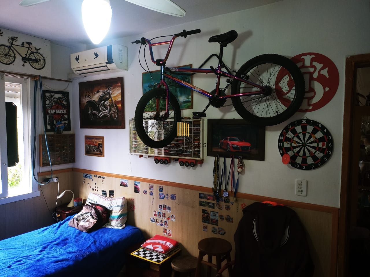 Apartamento com 2 Quartos,com box,no Bairro Humaitá