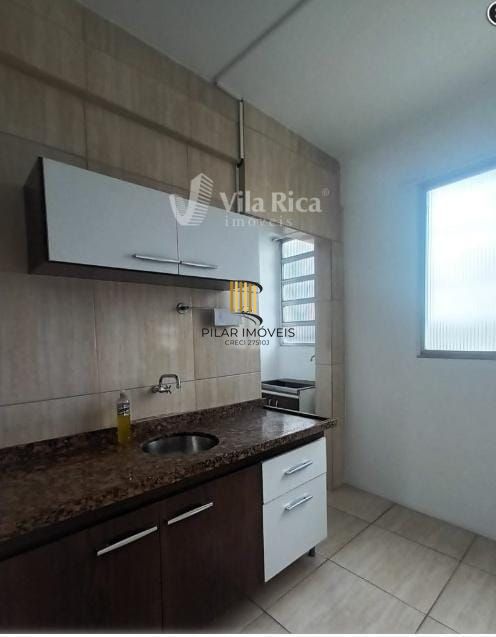Excelente e amplo apartamento 2D desocupado na Cidade Baixa, Porto Alegre, Preço Atrativo.