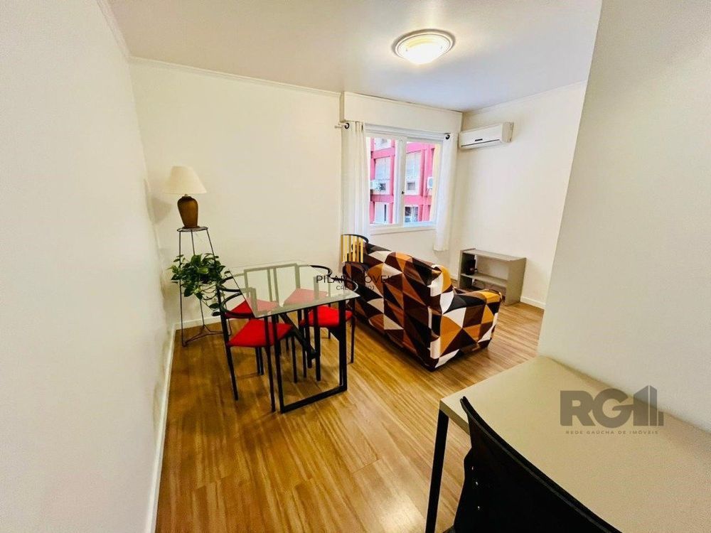 Apartamento de 01 dormitório,Rua Duque de Caxias, no Bairro Centro Histórico