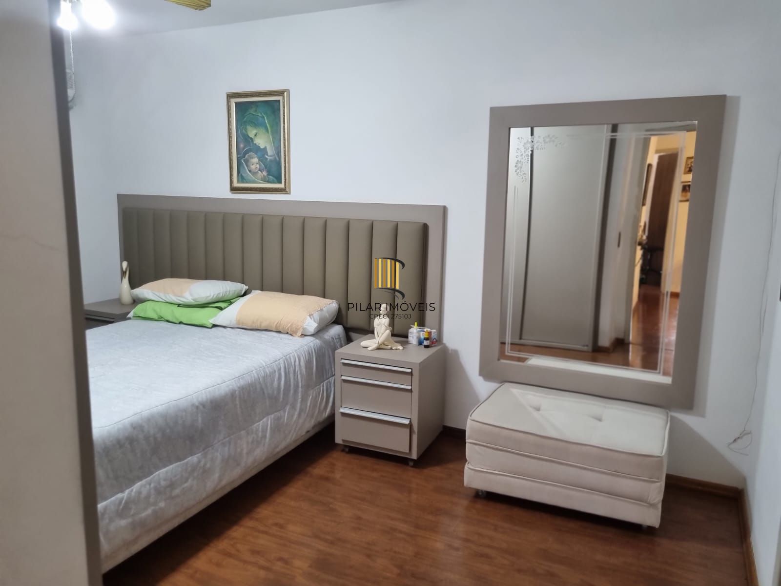 Casa / Sobrado bem grande 266 m² - Vila João Pessoa - Porto Alegre - Preço bem atrativo