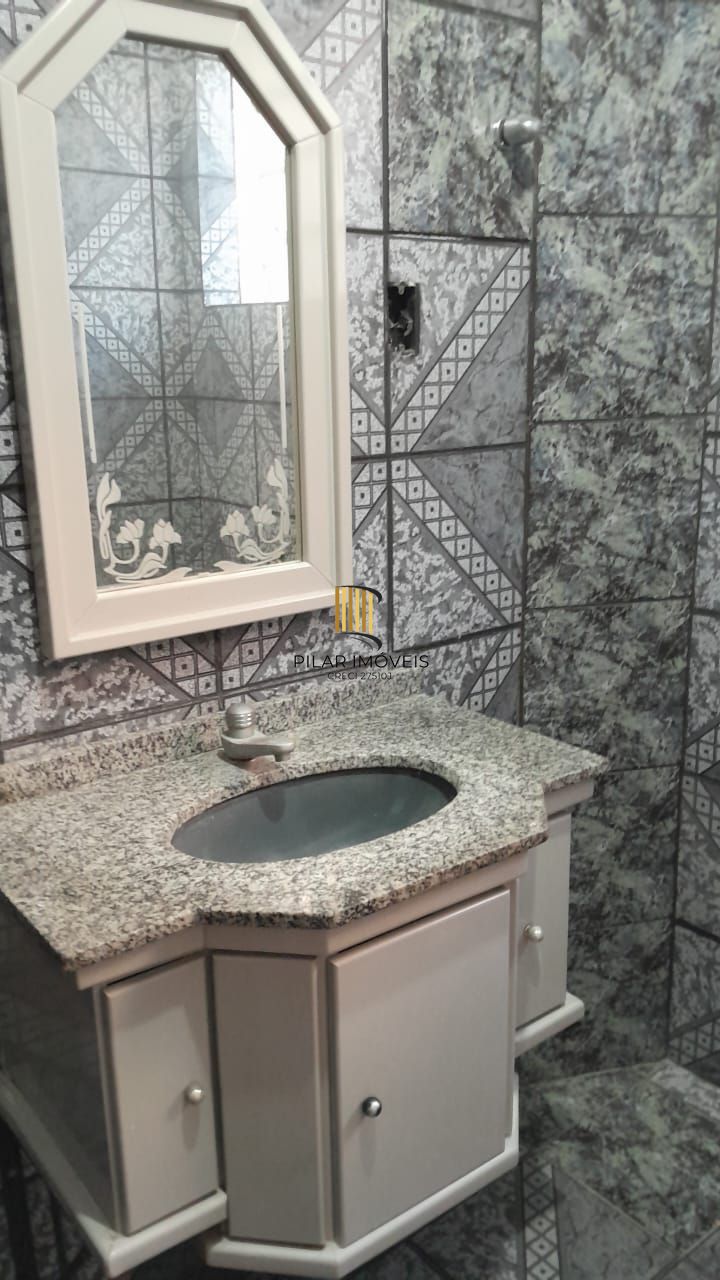 Amplo apartamento de frente de 2 quartos,com sacada,churrasqueira na cozinha