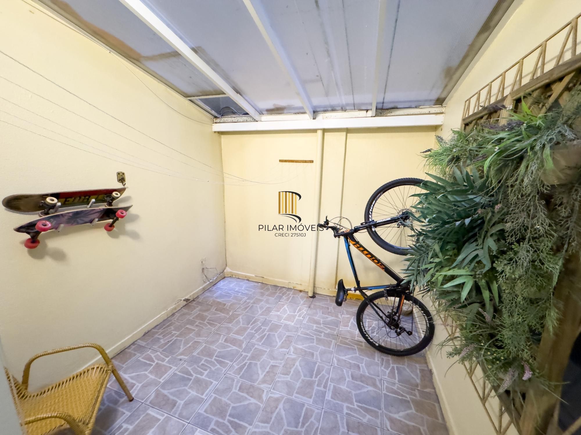 Apartamento 2 dormitórios no bairro Cidade Baixa