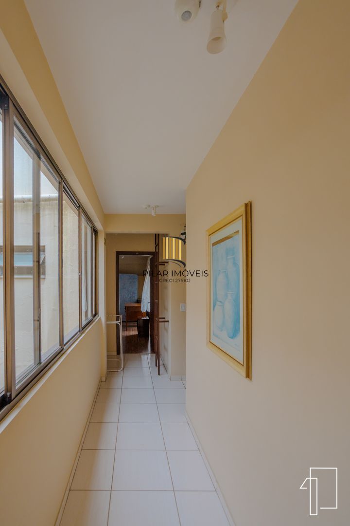 Oportunidade sobrado 2/3 pisos com 21D e 19 suítes - Jdm Botânico - P. Alegre.