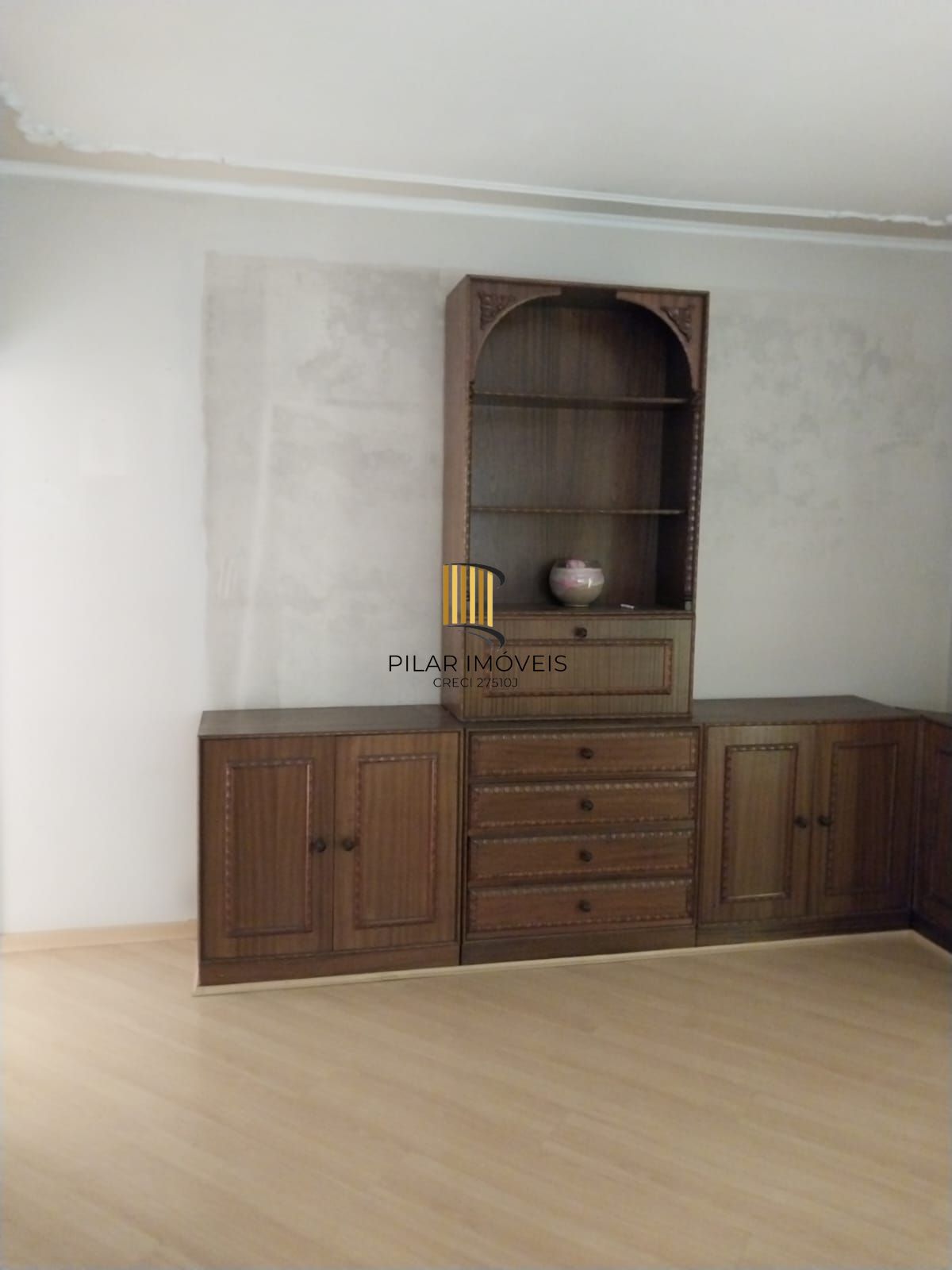 Oportunidade, excelente apartamento 3D, sacada, 2vc, Azenha/Cidade Baixa - P. Alegre