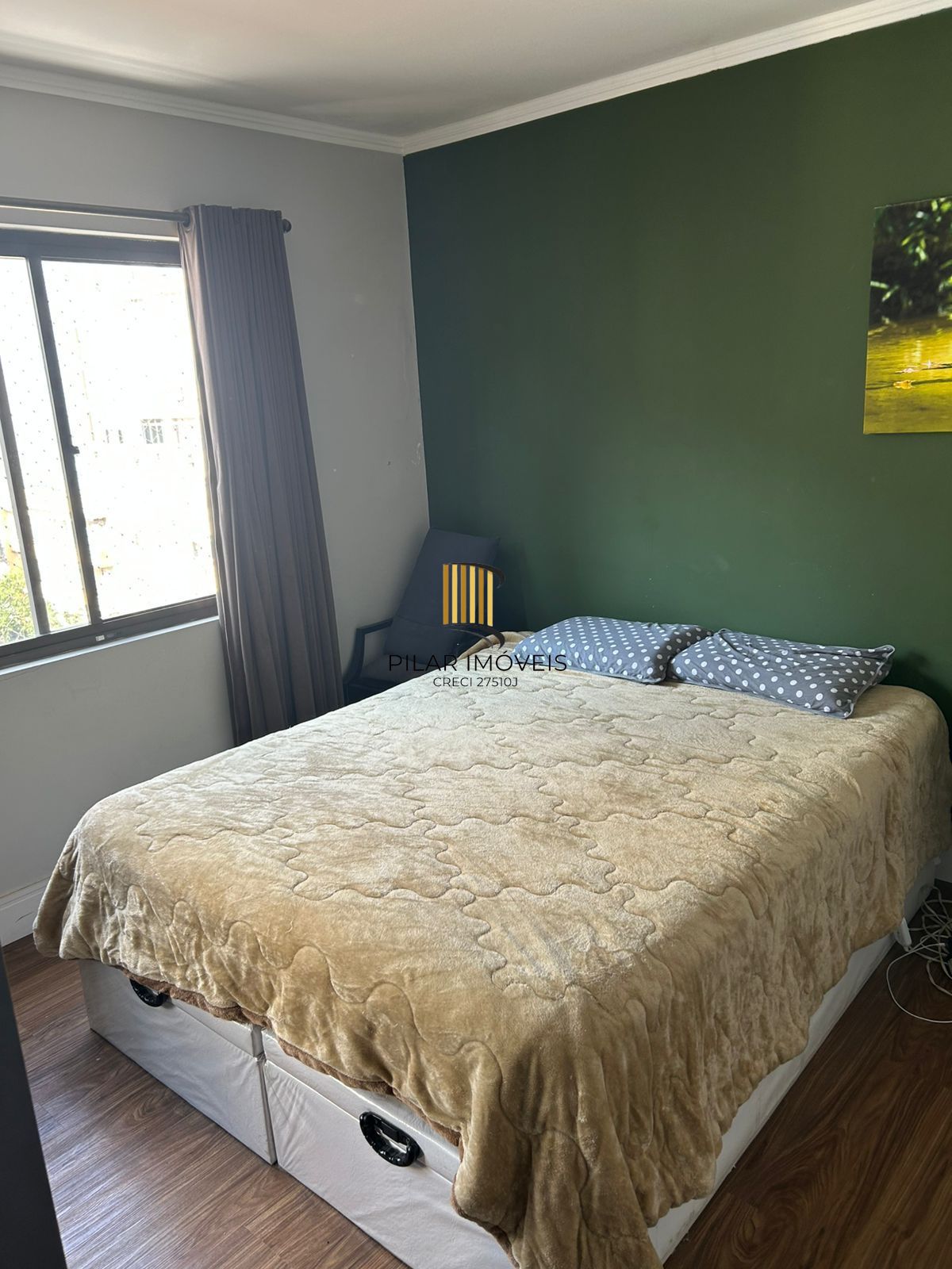 **Apartamento Semi-mobiliado,Sacada no Centro Histórico de Porto Alegre**