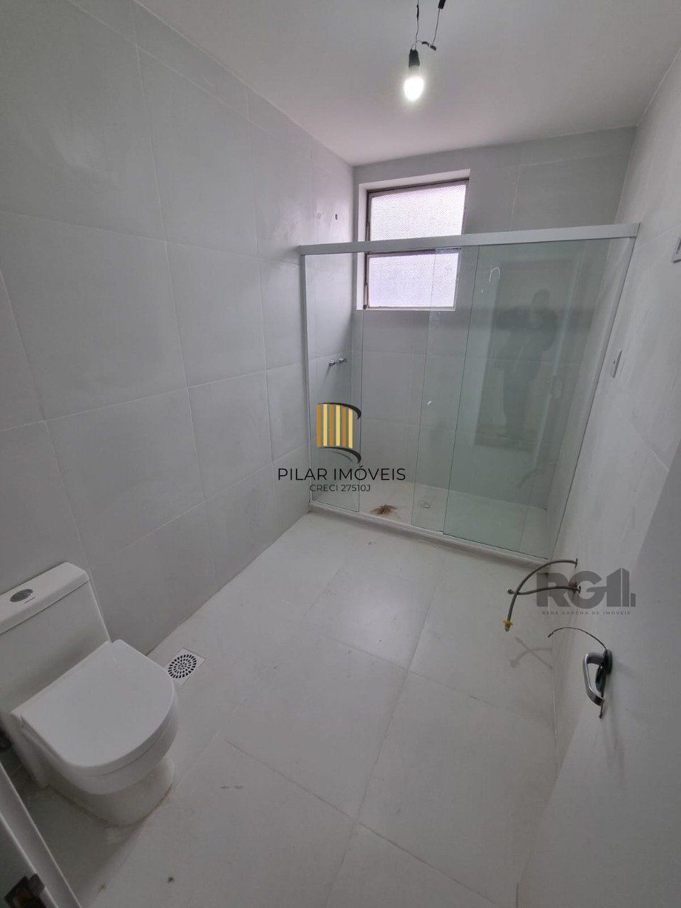 Apartamento 3 dormitórios ao lado da Tok Stok da Rua 24 de Outubro,com box