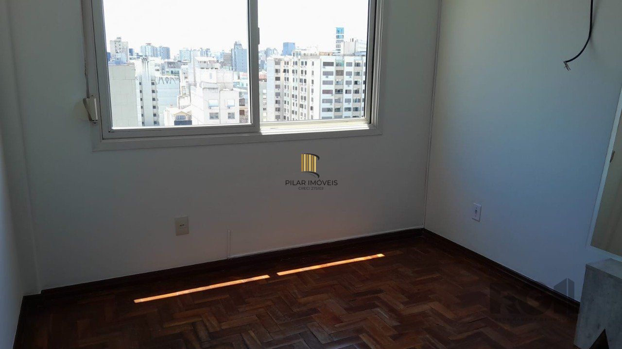 Apartamento 1 dormitório,andar alto,na Coronel Genuíno,com box