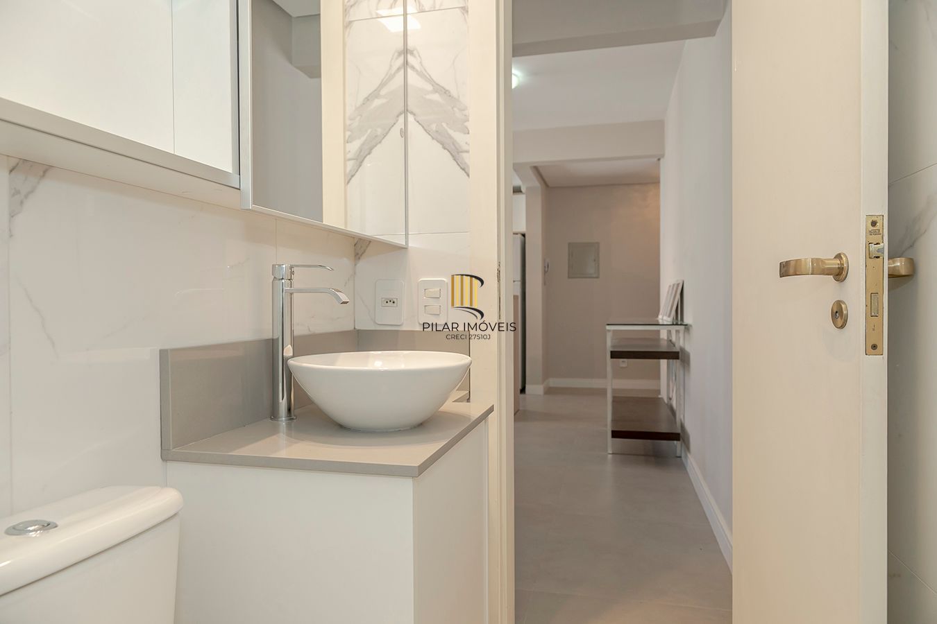 Belo Apartamento no Condominio Vergéis