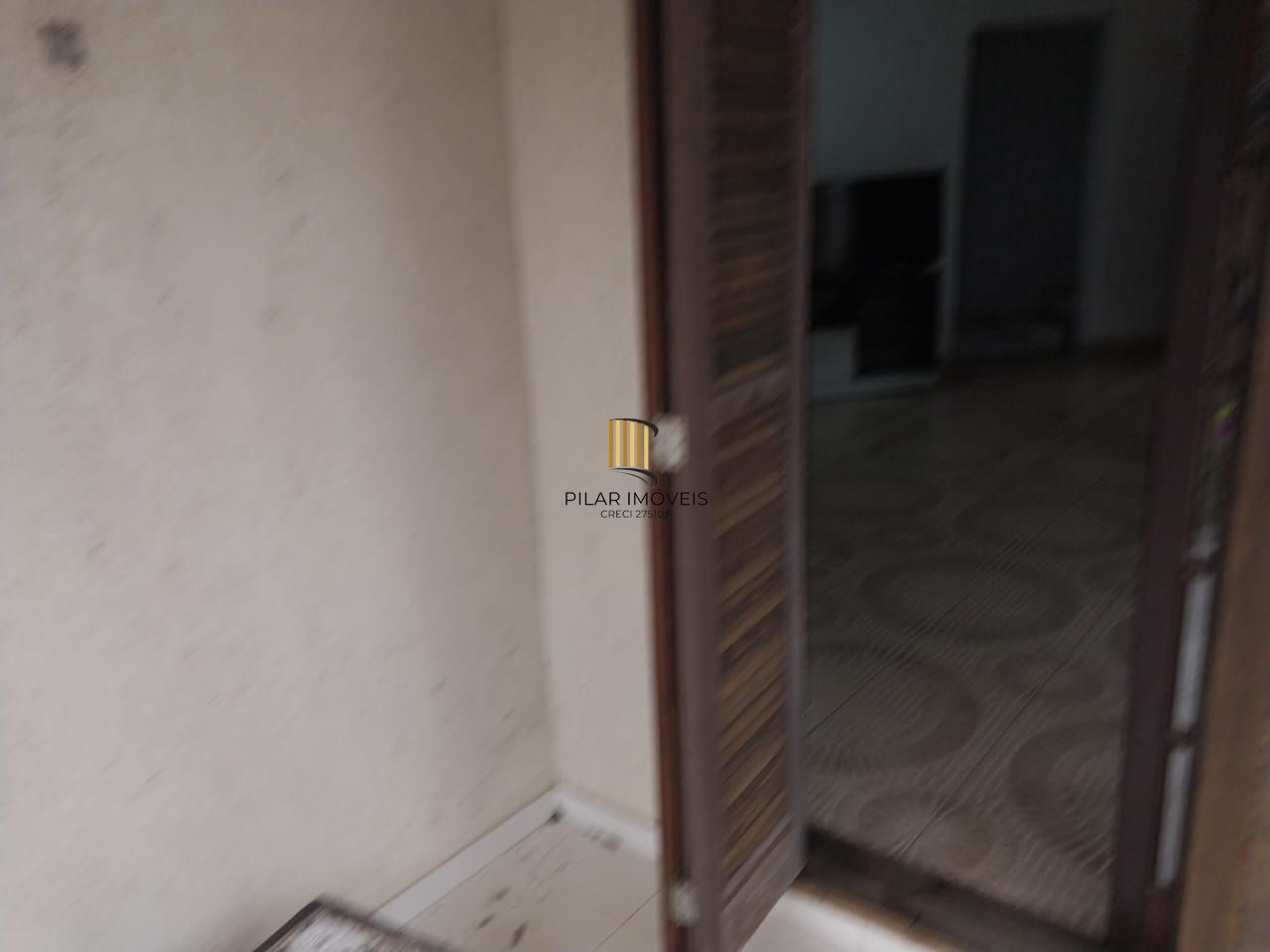 Casa ampla 5 D E 4 Banheiros, 2 vagas - Sta Tereza - Porto Alegre