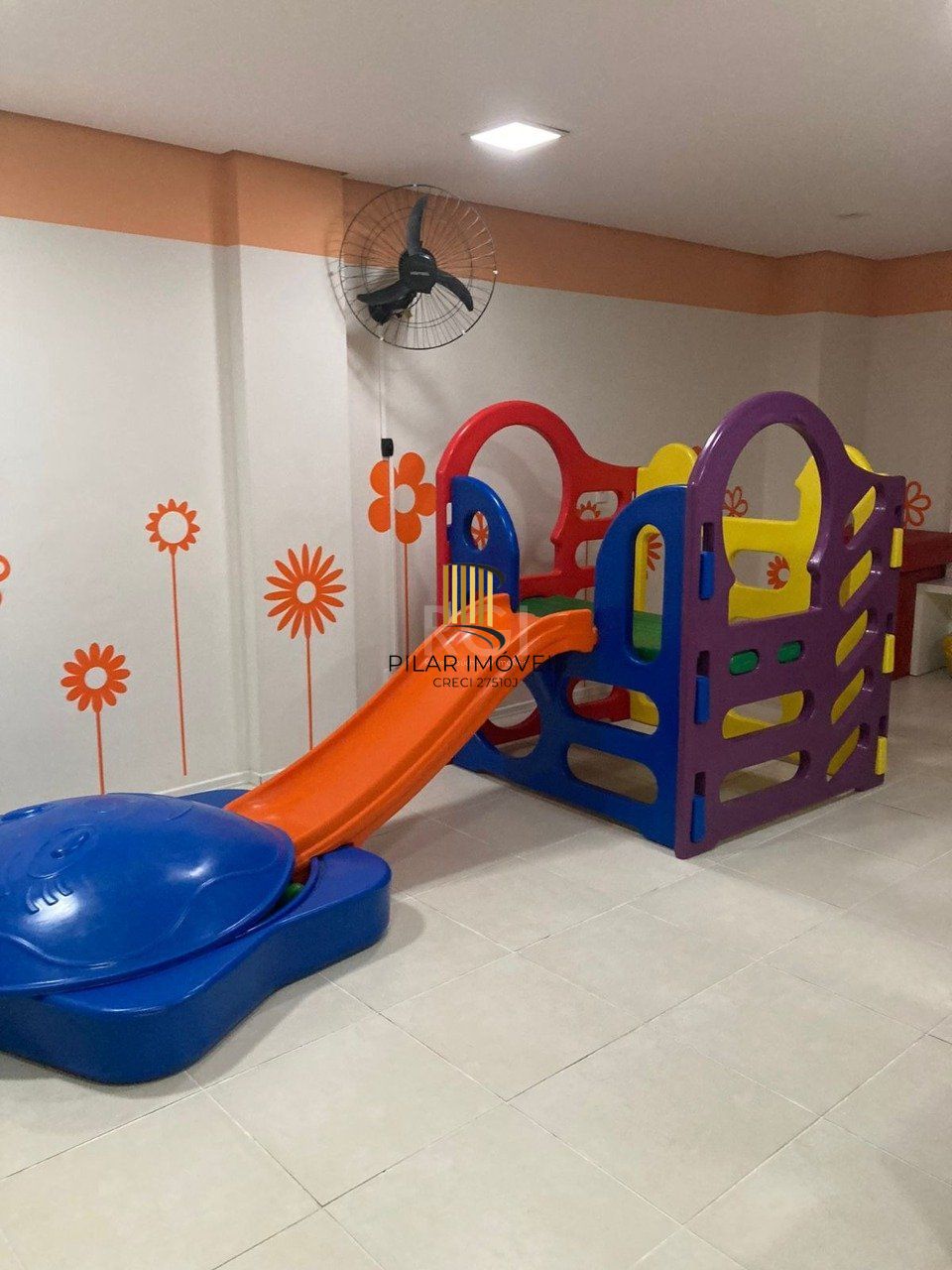 Apartamento com 3 dormitórios(1 suíte), sala com dois ambientes,Sarandi