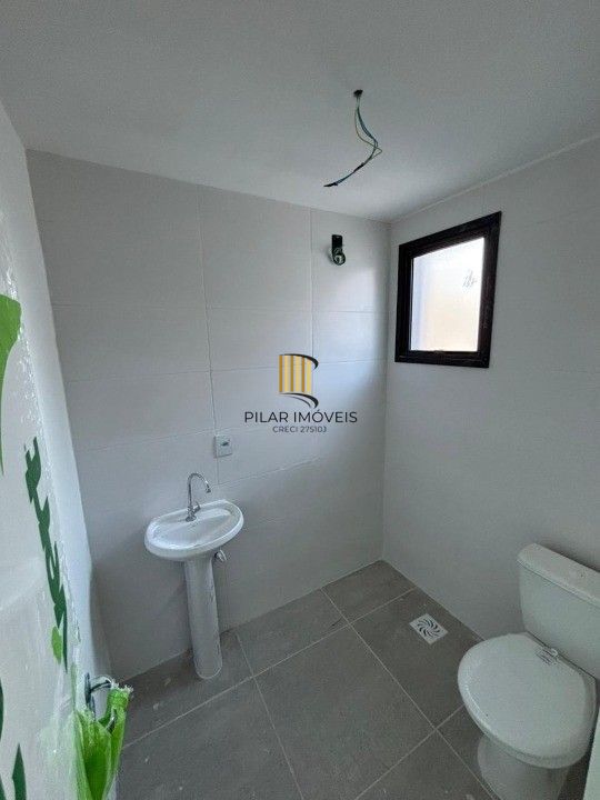 DUPLEX 1D NA CIDADE BAIXA MEZANINO COM CLOSET