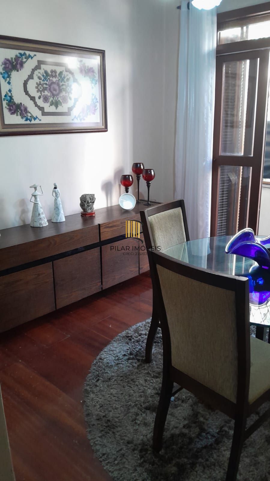 Apartamento com sacda, 2 quartos à venda na Avenida Desembargador André da Rocha, próximo Lima e Silva em Porto Alegre