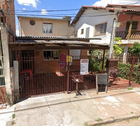 Oportunidade, casa sobrado, Humaitá e Farrapos. Porto Alegre - Preço baixo - Pilar Imóveis