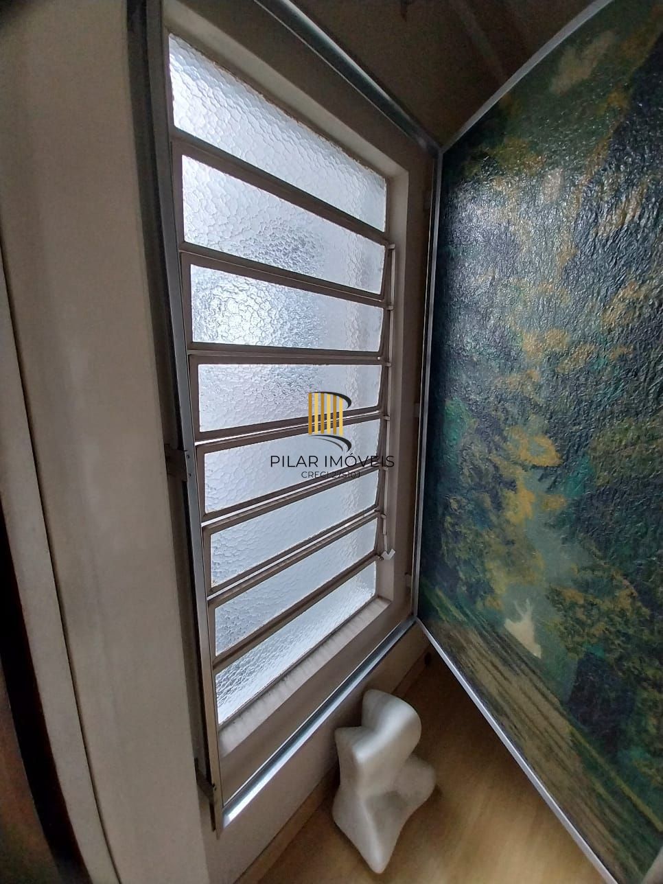 Oportunidade, excelente apartamento 3D, sacada, 2vc, Azenha/Cidade Baixa - P. Alegre
