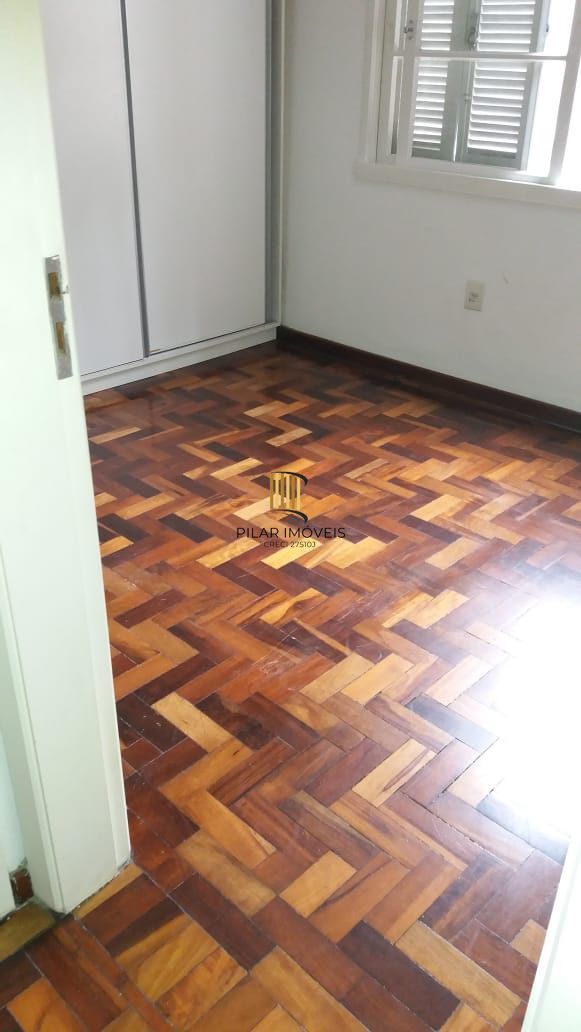 Excelente apto 1D, demais peças - Mont'Serrat - Porto Alegre Preço atrativo