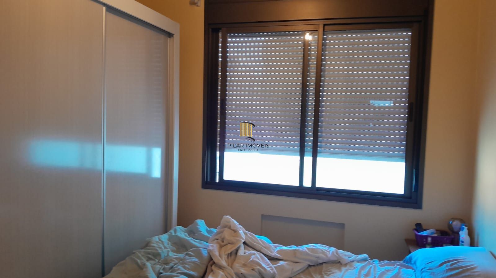 1 dormitório,suiíte,com sacada churrasqueira na Cidade Baixa