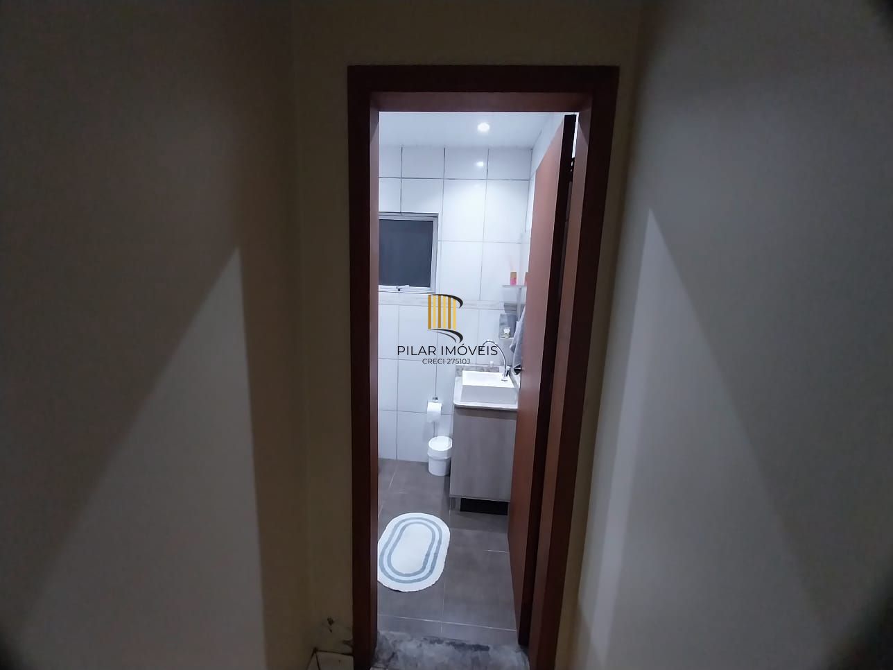 Oportunidade Excelente Apartamento 1D Mobiliado 2 piso com elevador Cidade Baixa.