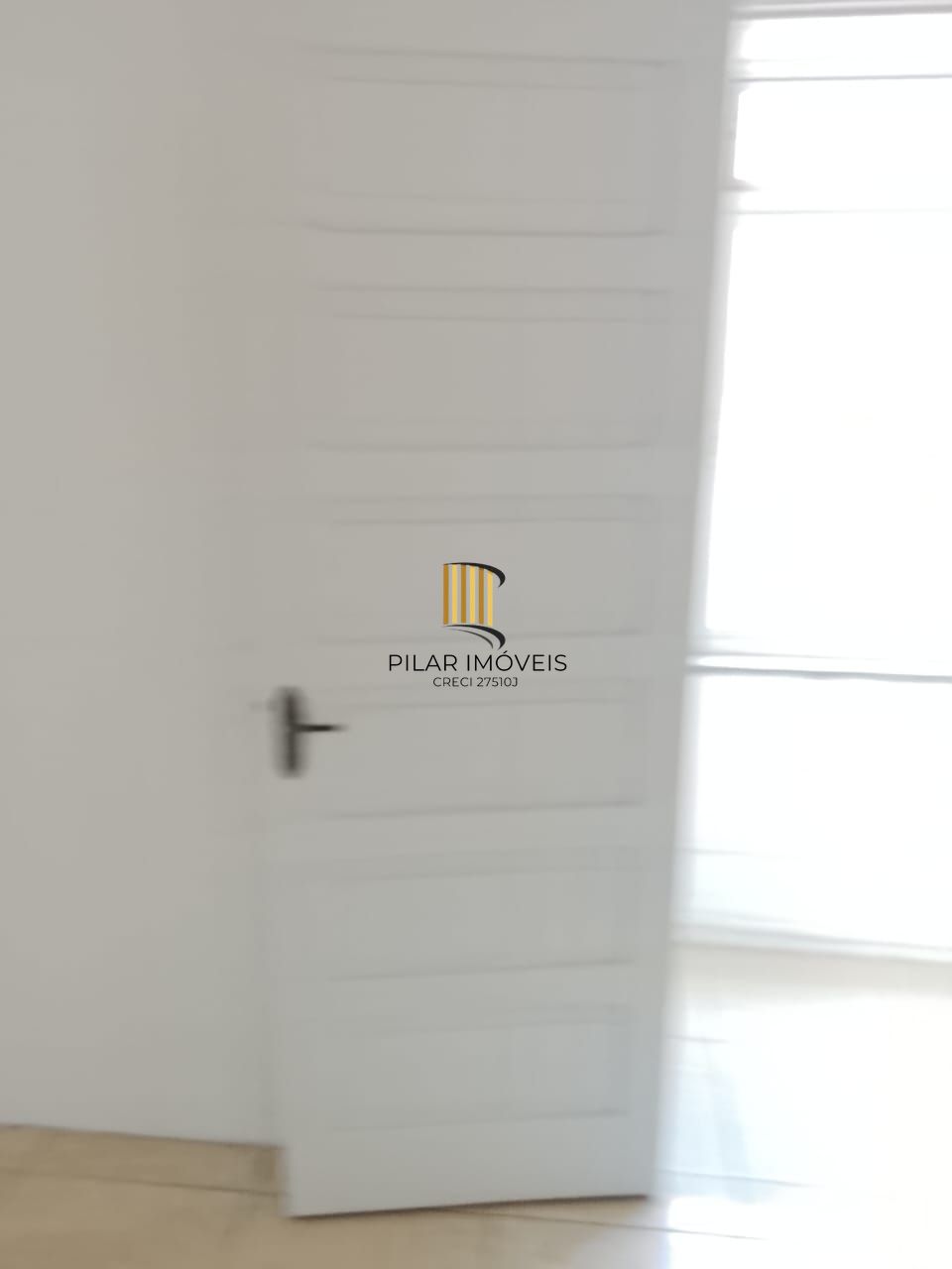 Excelente apto 2 dormitório recém reformado, vaga coberta e fechada - Vila Ipiranga