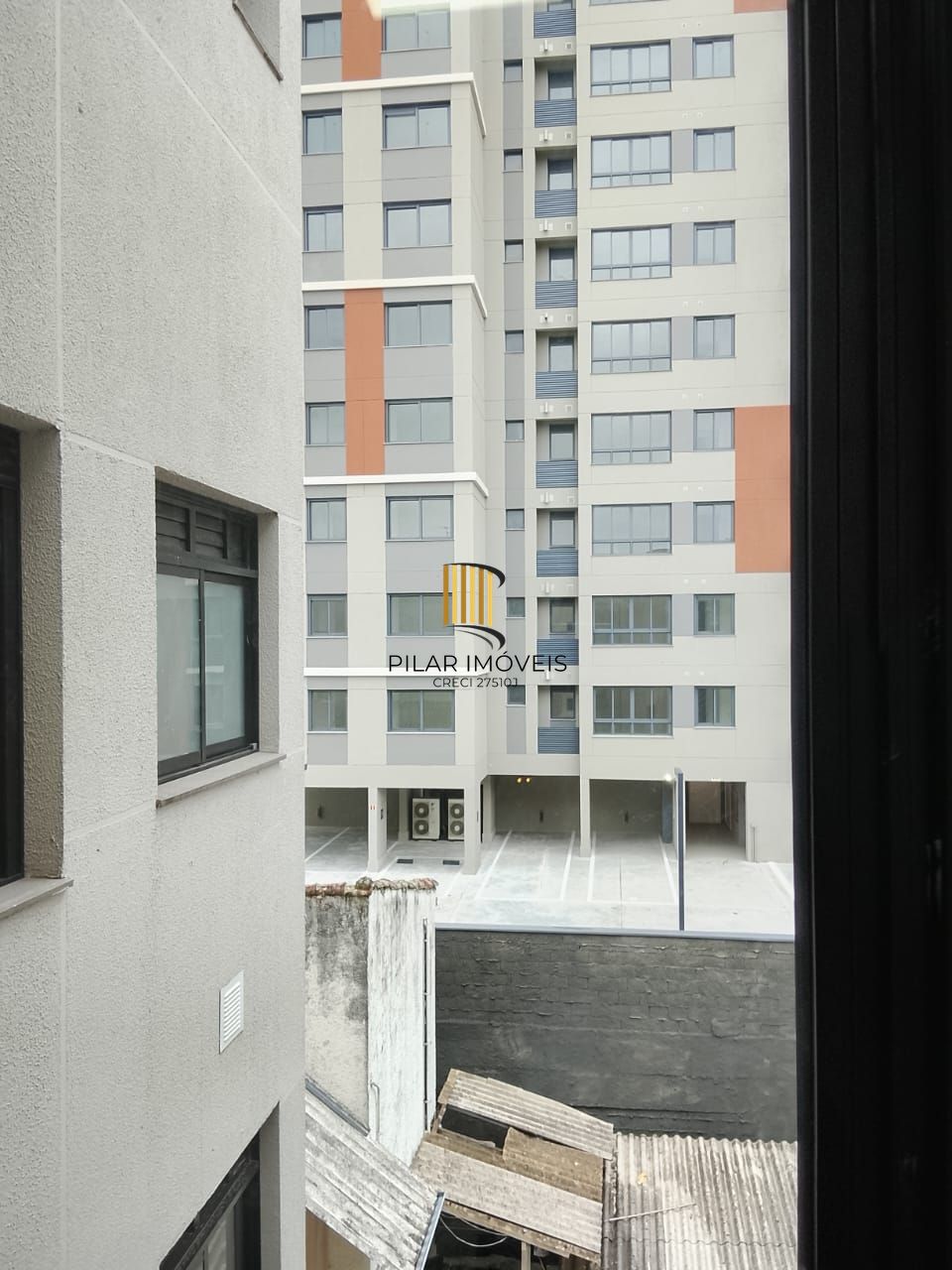 DUPLEX 1D NA CIDADE BAIXA MEZANINO COM CLOSET