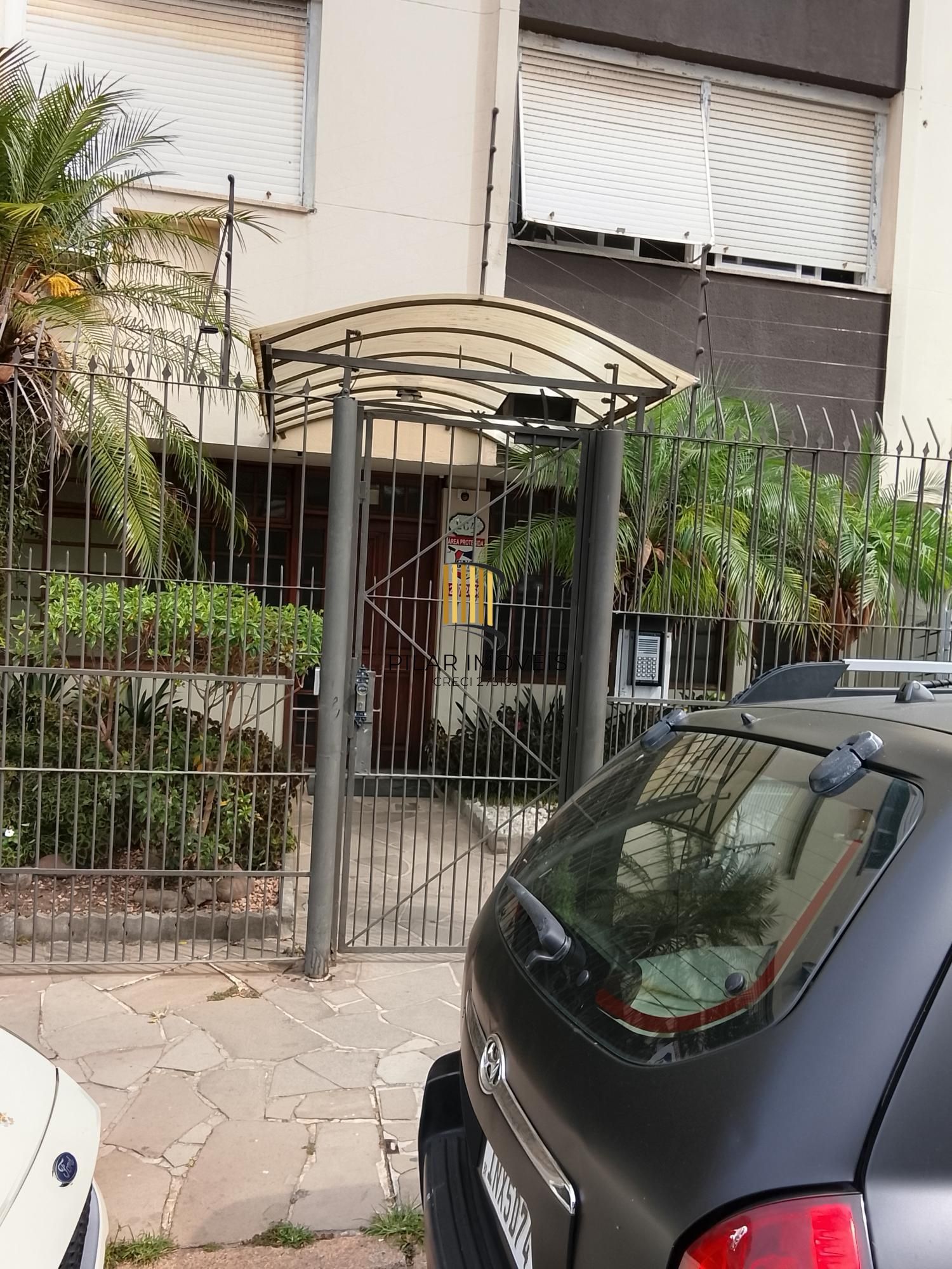 Excelente apto Lateral. 1D, sala, coz, área de serv. banh. Preço Atrativo!