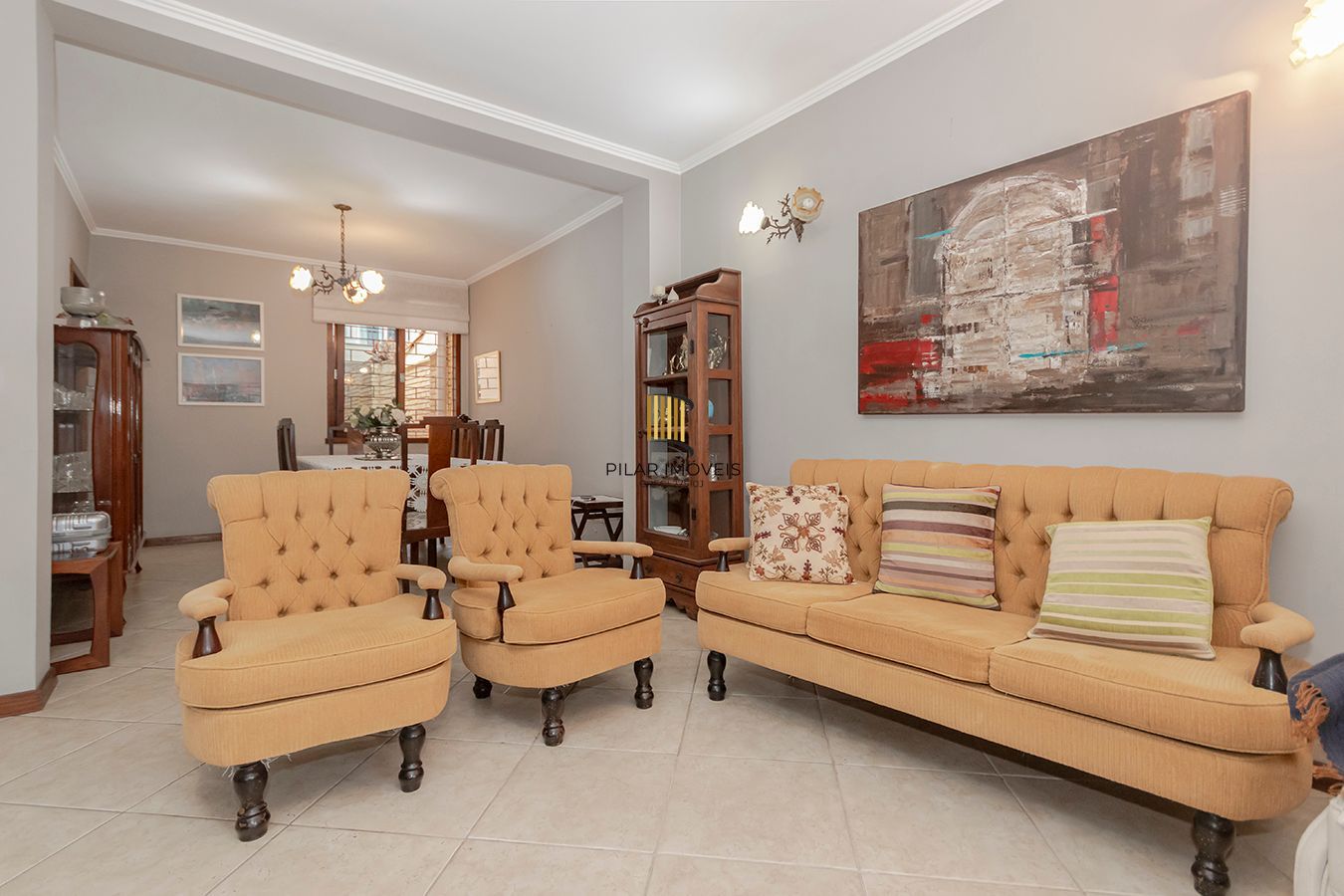 Bela residência,mobiliada e ampla com 222 M2 à venda com EXCLUSIVIDADE !