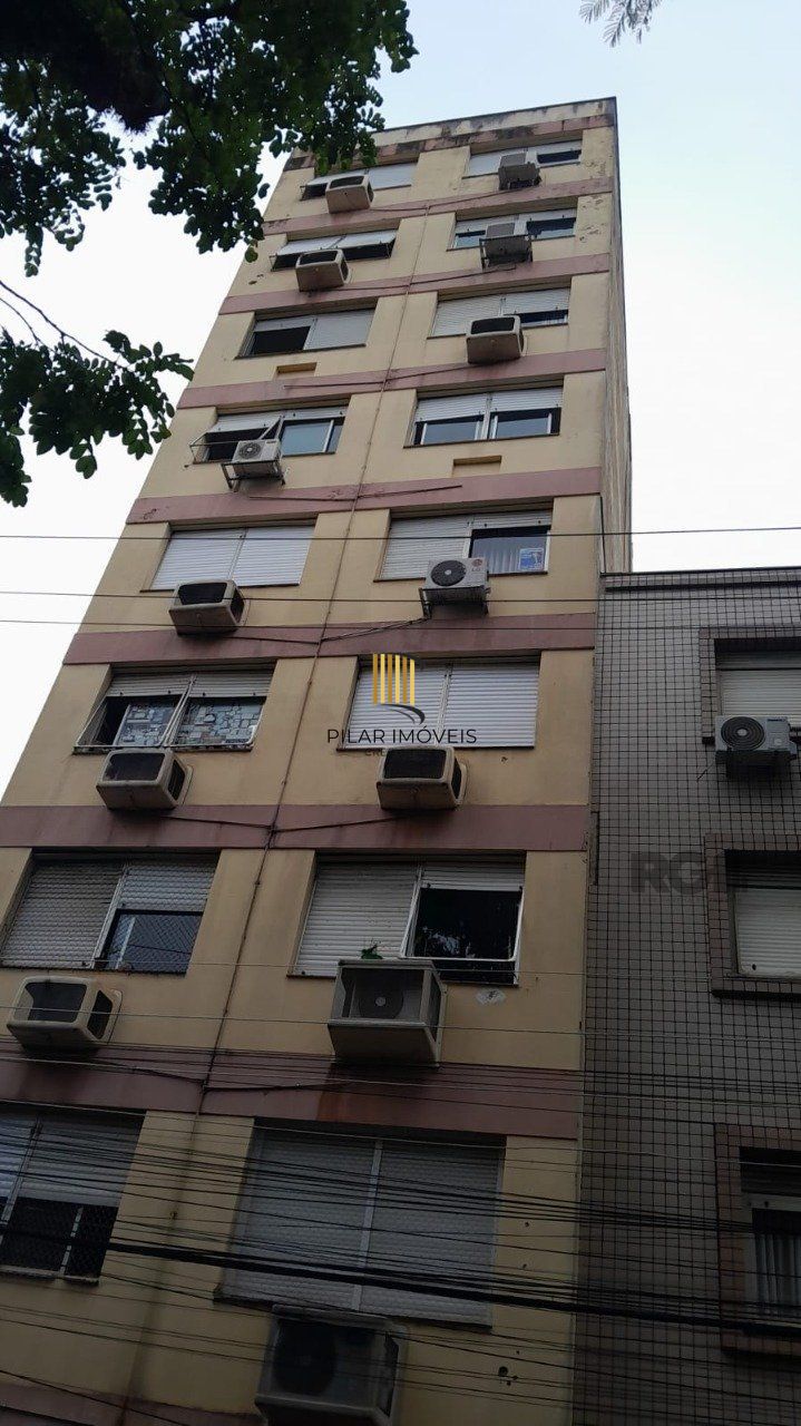 Ótimo Jk,totalmente reformado,desocupado,prédio com elevador,na Cidade Baixa - Pilar Imóveis
