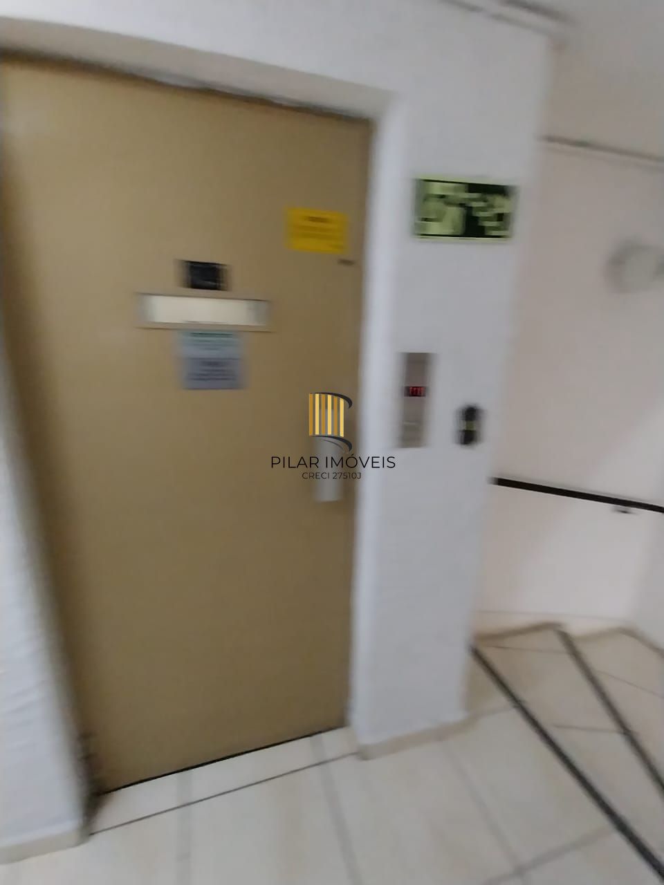 JK na Cidade Baixa, 2 piso, elevador, Preço atrativo.