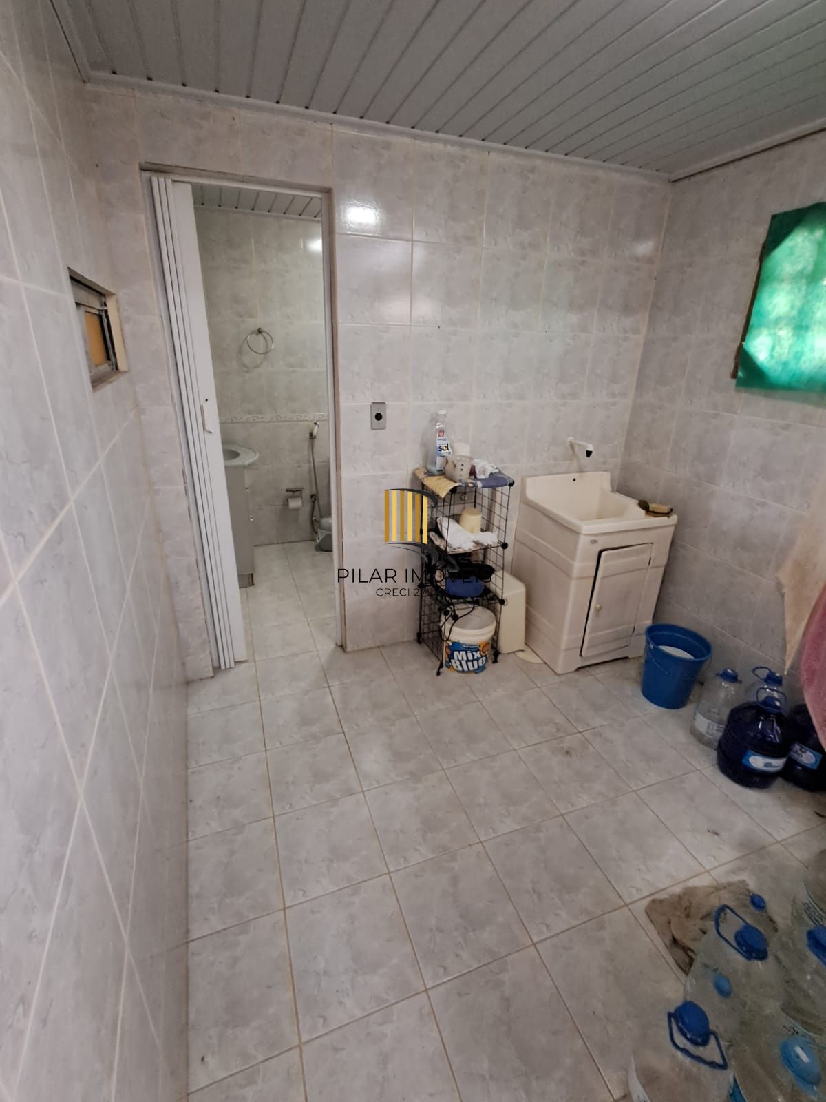 Sítio à Venda com 1390m² e 3 dormitórios,sendo 1 suíte, por R$ 198.000