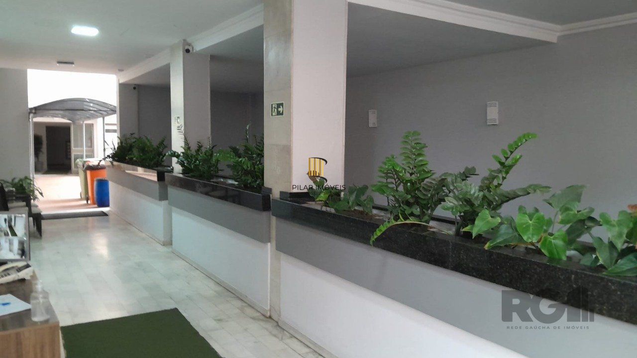 Apartamento 2 quartos,desocupado,silencioso, na Rua Lima e Silva