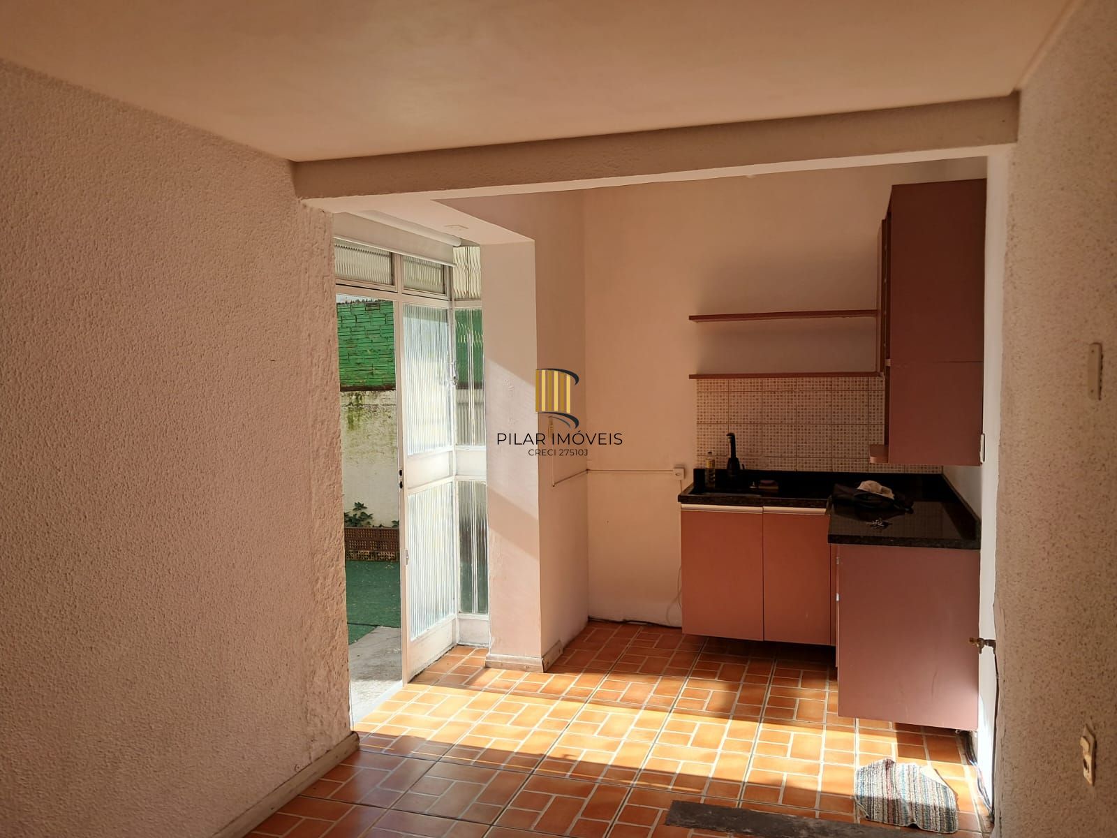 2D Térreo com dependência externa e pátio.  67,45m² Auxiliadora - Preço convidativo!