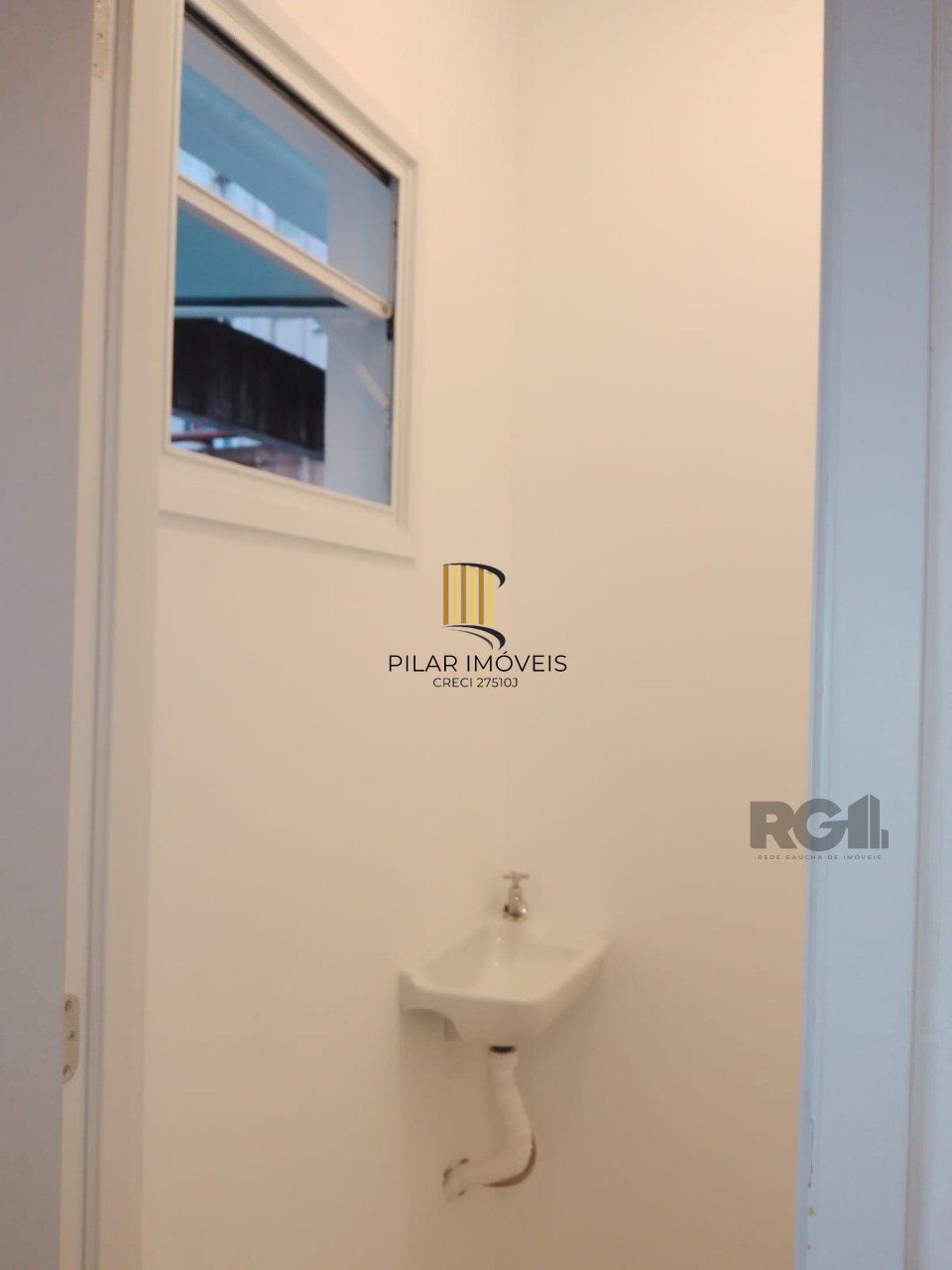 Raridade, apartamento 3 dormitórios,reformado, desocupado,no Centro